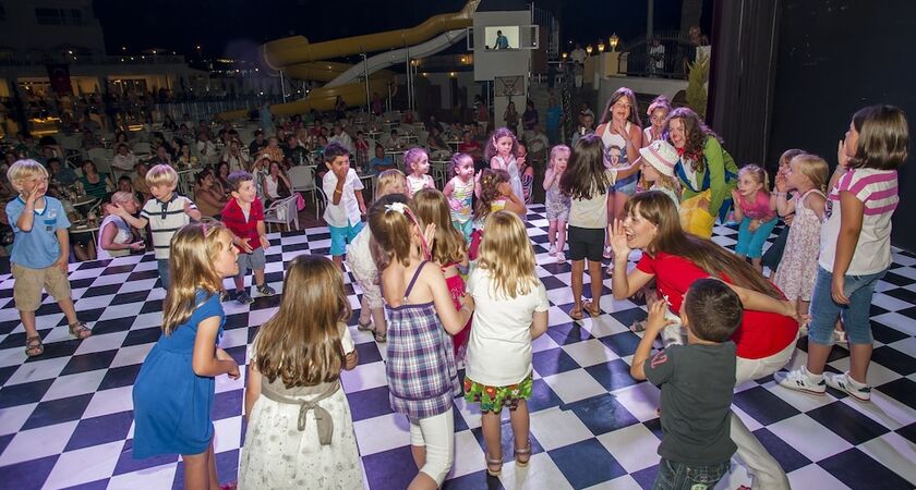 Dream World Resort & Spa