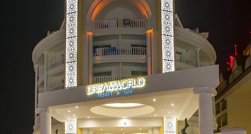 Dream World Resort & Spa