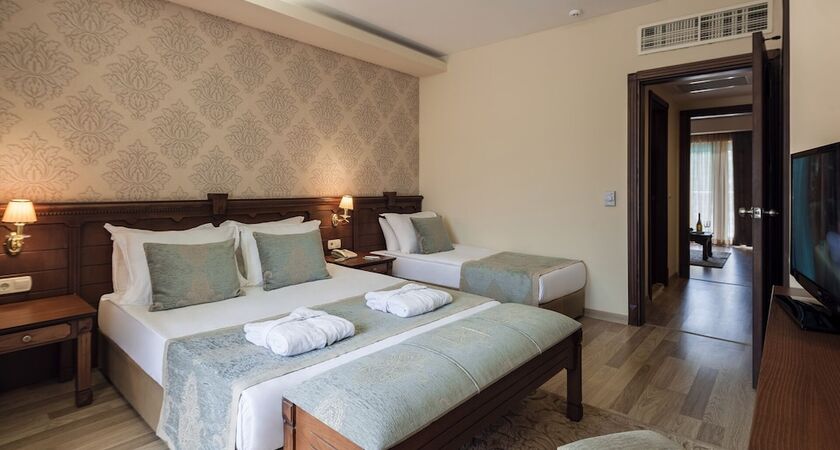 CLUB HOTEL TURAN PRINCE