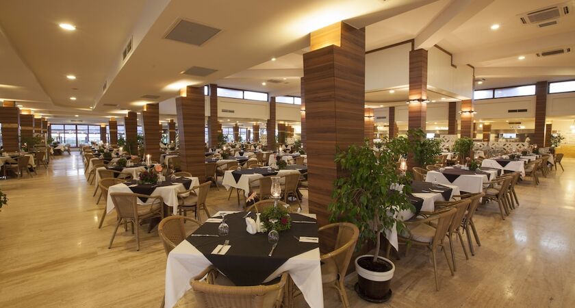 CLUB HOTEL TURAN PRINCE