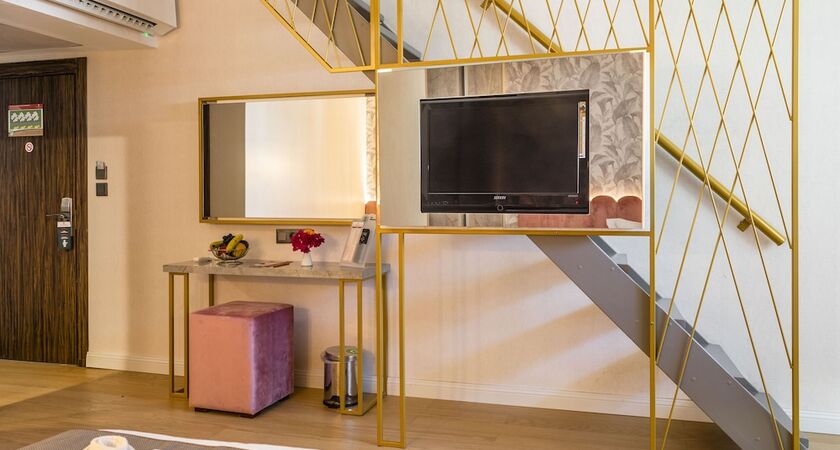 CLUB HOTEL TURAN PRINCE