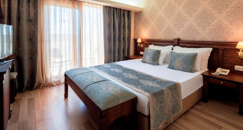 CLUB HOTEL TURAN PRINCE