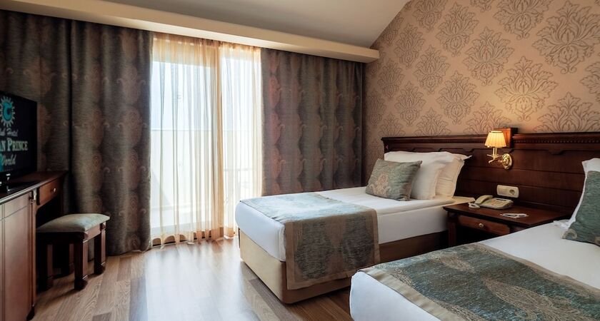 CLUB HOTEL TURAN PRINCE