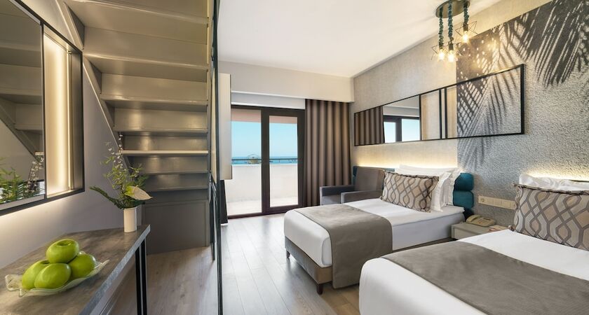 CLUB HOTEL TURAN PRINCE