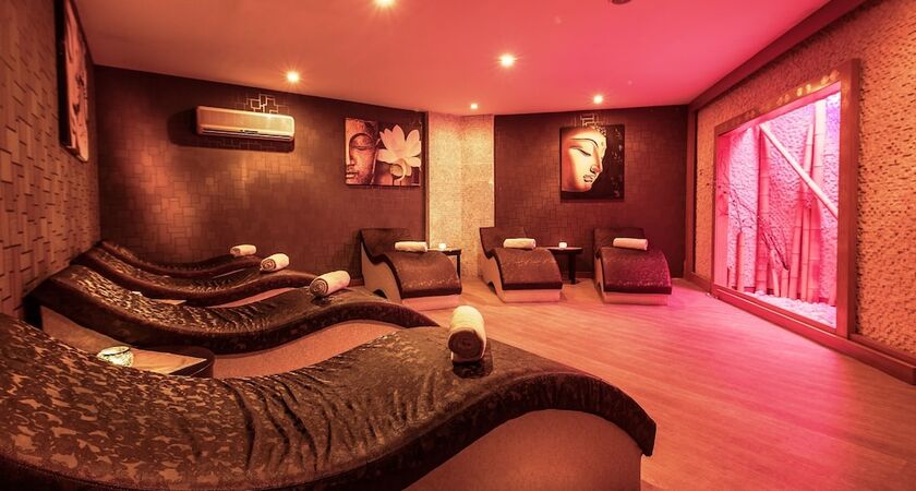 CLUB HOTEL TURAN PRINCE