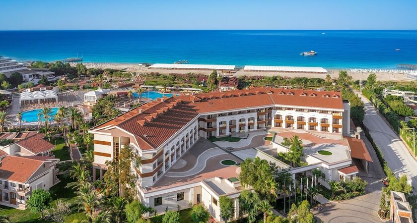 CLUB HOTEL TURAN PRINCE