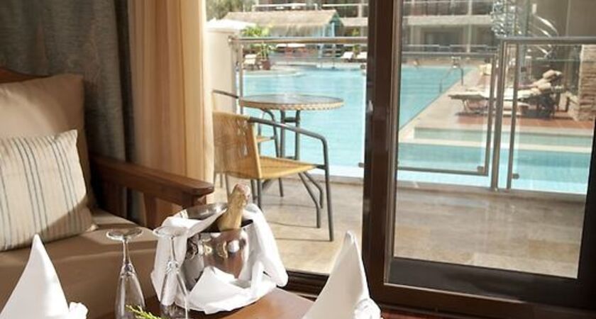 CLUB HOTEL TURAN PRINCE