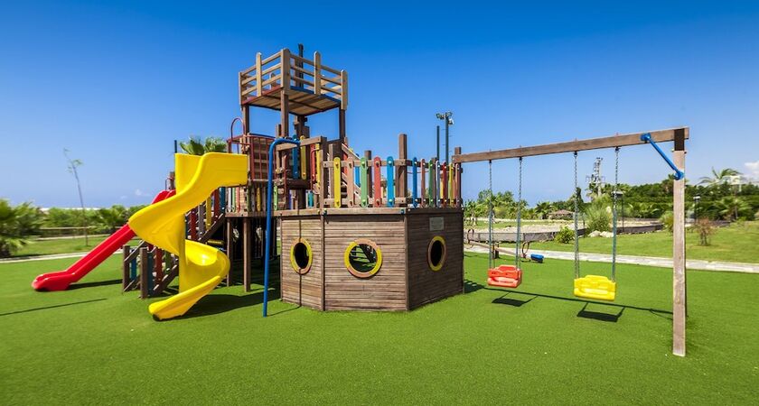 CLUB HOTEL TURAN PRINCE