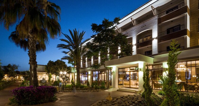 CLUB HOTEL TURAN PRINCE