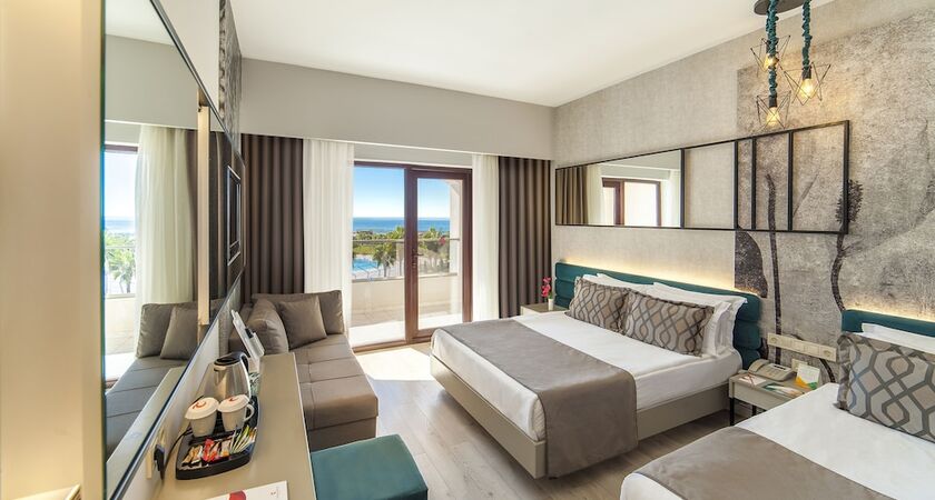 CLUB HOTEL TURAN PRINCE