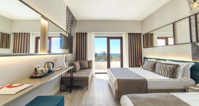 CLUB HOTEL TURAN PRINCE