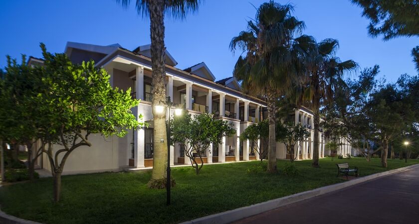 CLUB HOTEL TURAN PRINCE