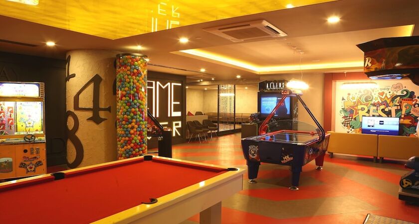 Side Star Elegance Hotel