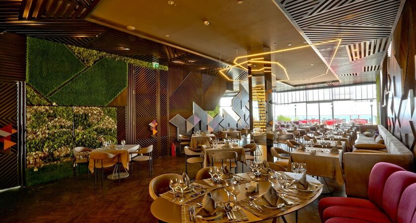 Side Star Elegance Hotel