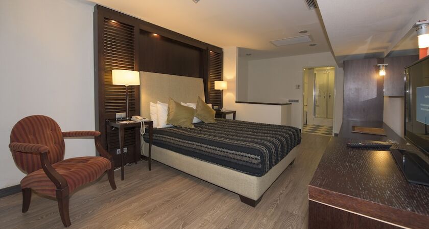 Side Star Elegance Hotel