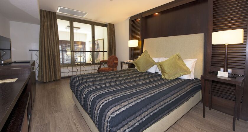 Side Star Elegance Hotel