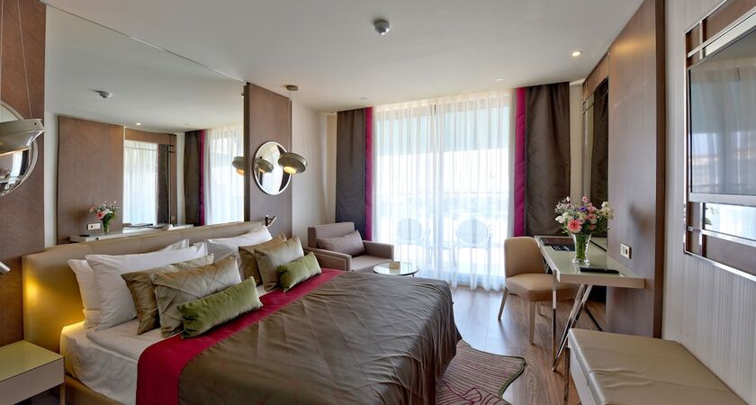 Side Star Elegance Hotel