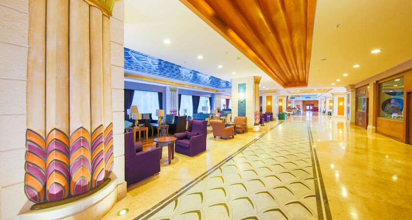 Horus Paradise Luxury Resort