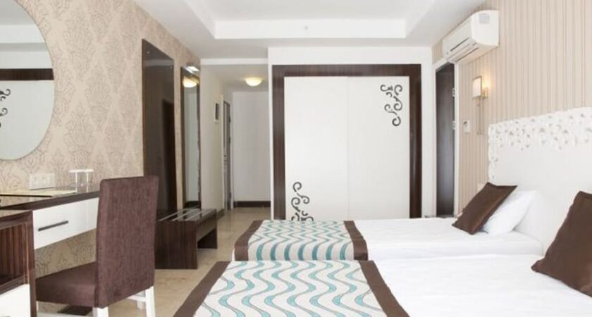 Horus Paradise Luxury Resort