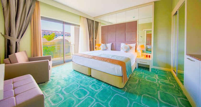 Horus Paradise Luxury Resort