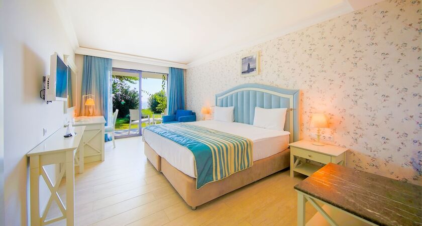 Horus Paradise Luxury Resort