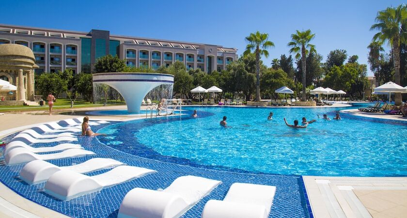 Horus Paradise Luxury Resort