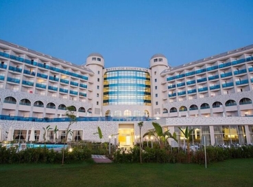 Water Side Resort & Spa Hotel