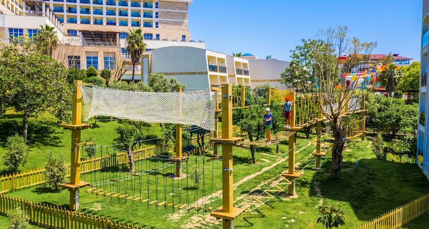 Horus Paradise Luxury Resort