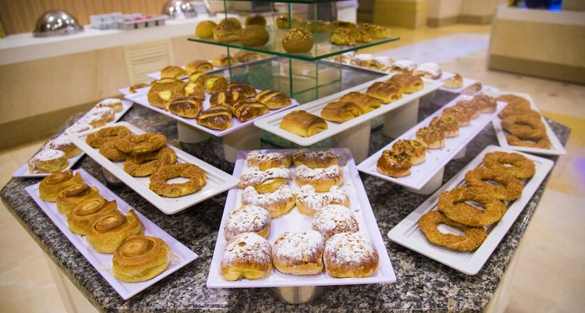 Horus Paradise Luxury Resort