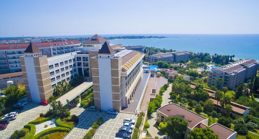 Horus Paradise Luxury Resort