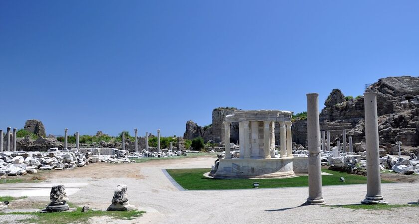 Horus Paradise Luxury Resort