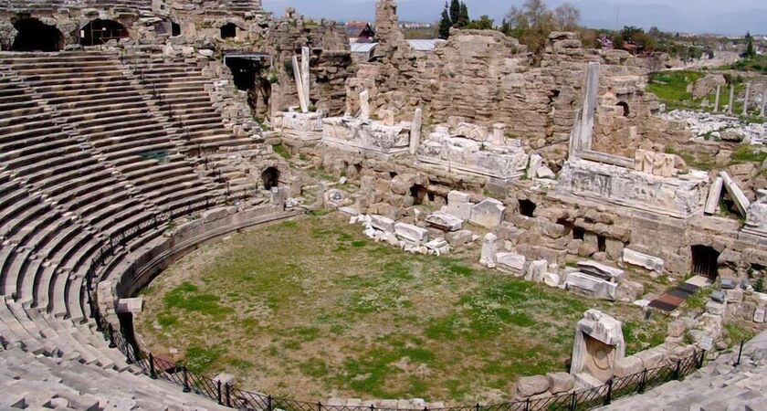 Horus Paradise Luxury Resort