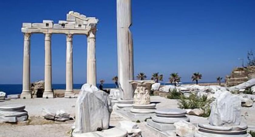 Horus Paradise Luxury Resort