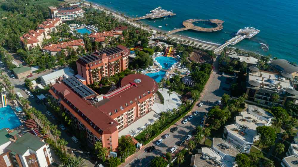 Palmeras Beach Hotel