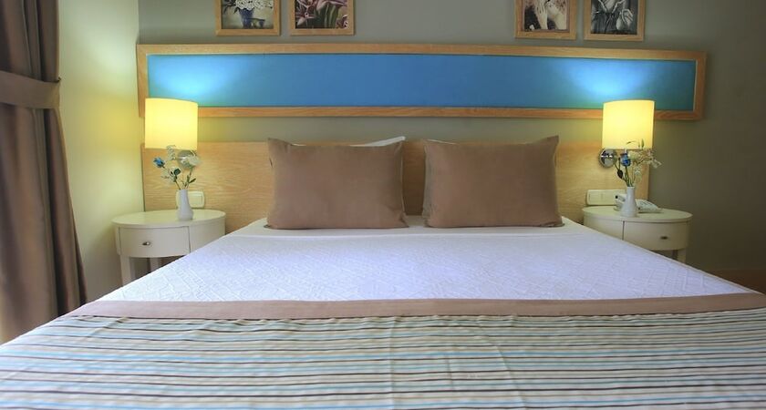 Labranda Excelsior Side