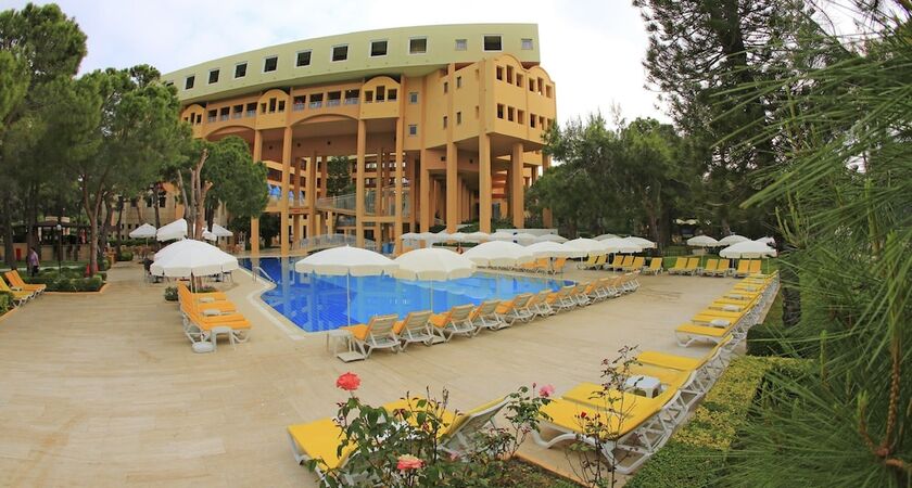 Labranda Excelsior Side