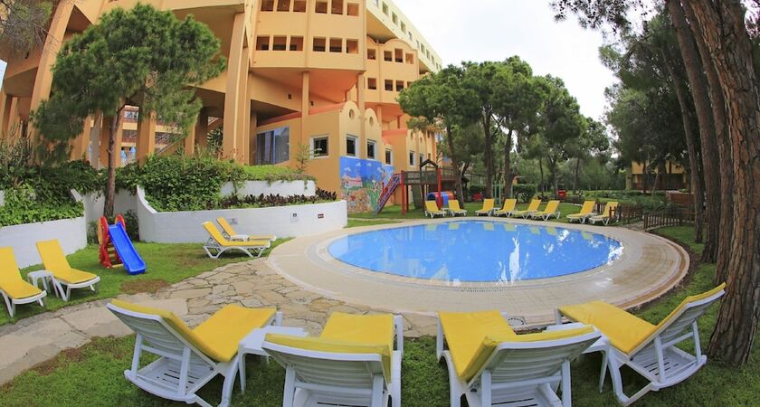 Labranda Excelsior Side