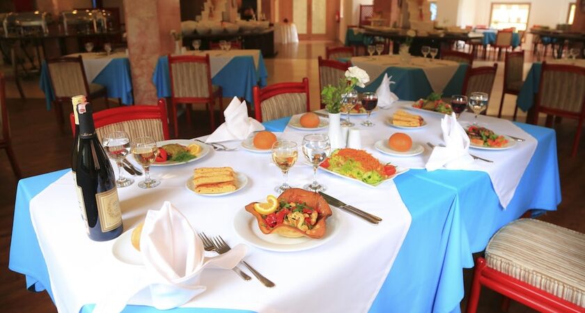 Labranda Excelsior Side