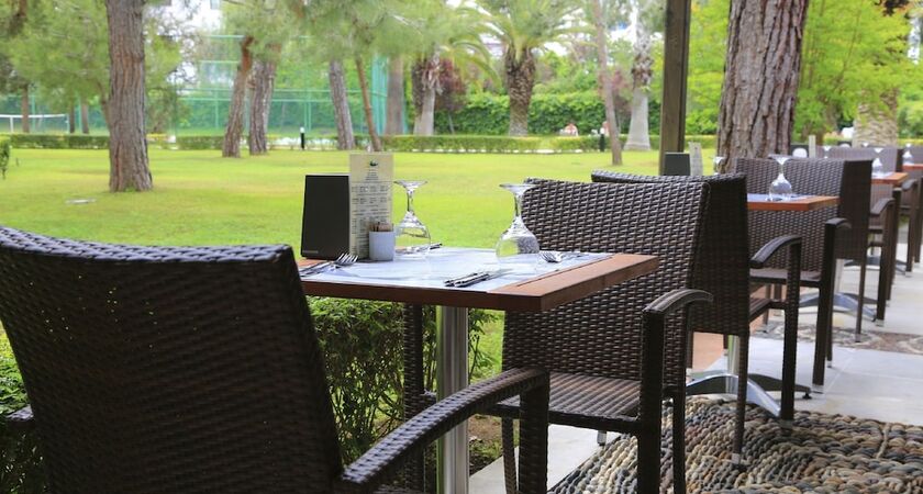 Labranda Excelsior Side