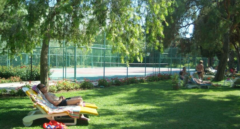 Labranda Excelsior Side