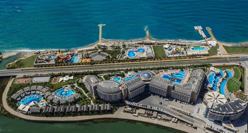 Long Beach Resort & Spa