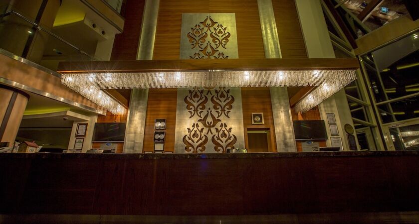 Long Beach Resort & Spa