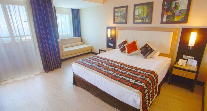 Long Beach Resort & Spa