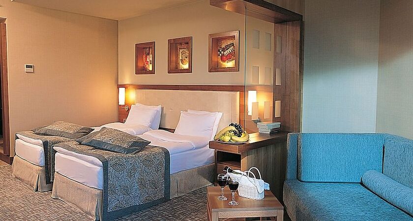 Long Beach Resort & Spa