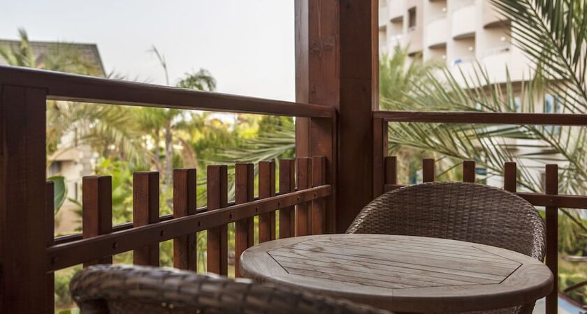 Long Beach Resort & Spa