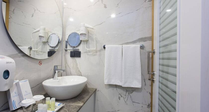 Long Beach Resort & Spa