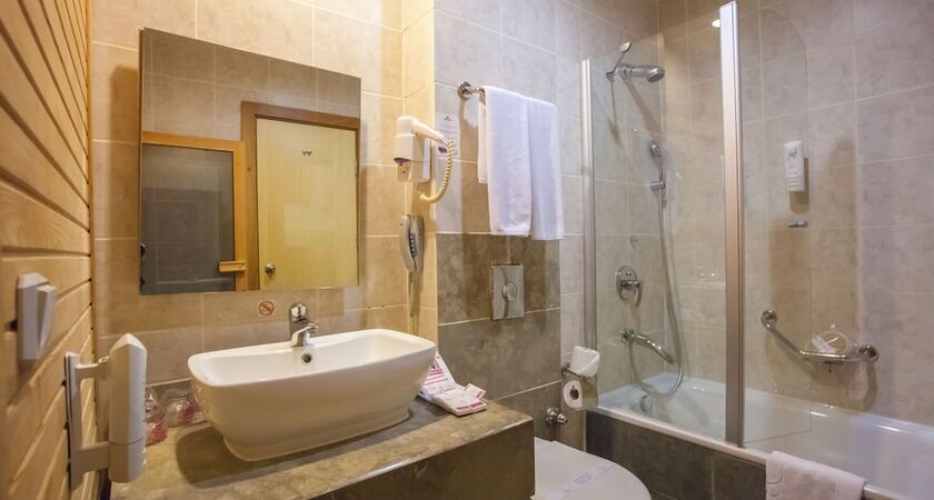 Long Beach Resort & Spa