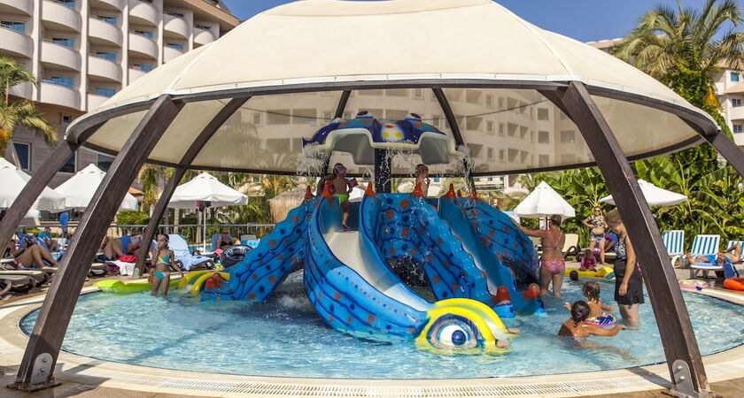 Long Beach Resort & Spa