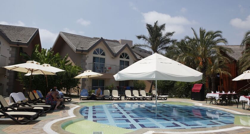 Long Beach Resort & Spa