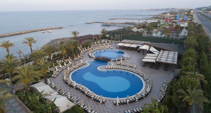 Long Beach Resort & Spa